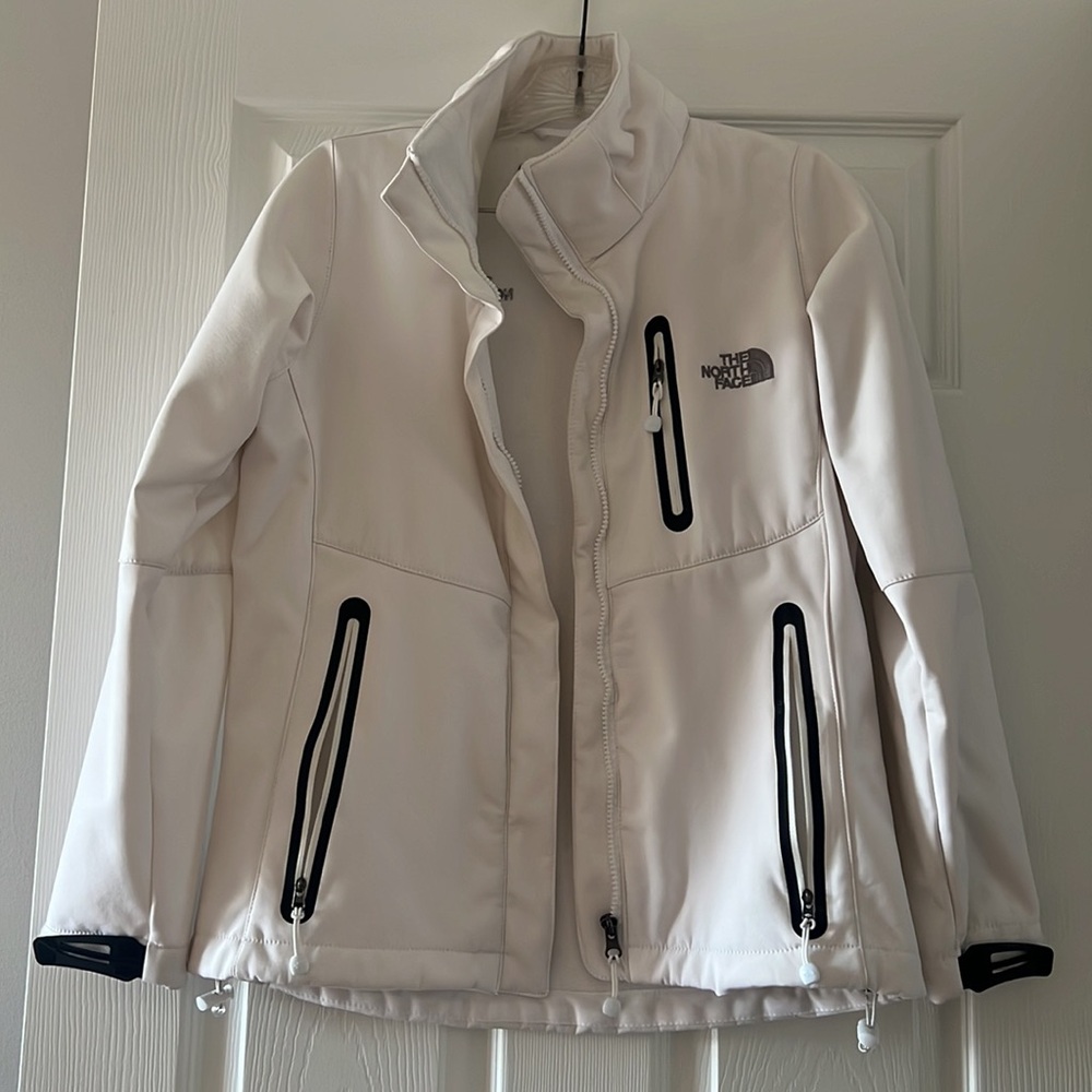 Women’s North Face summit series windstopper